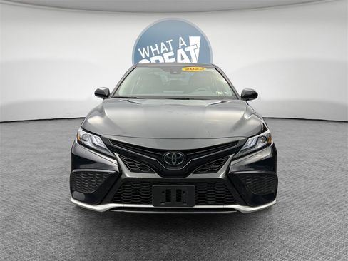 Used 2023 Toyota Camry XSE image 9