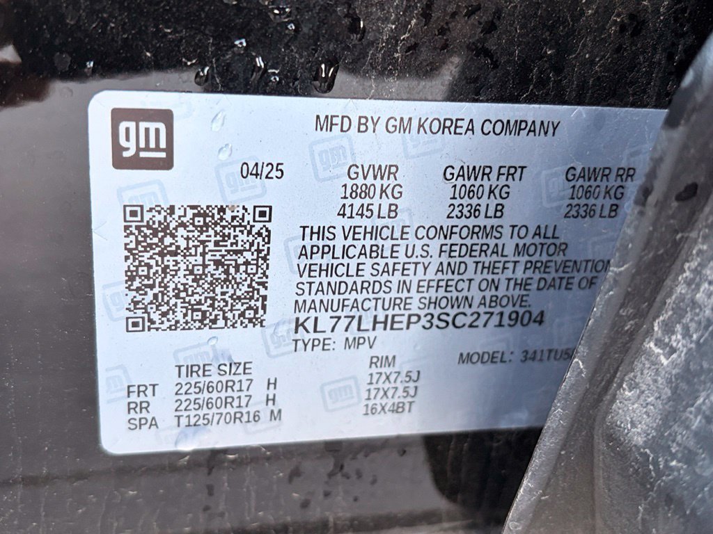 Used 2025 Chevrolet Trax LT FWD image 24
