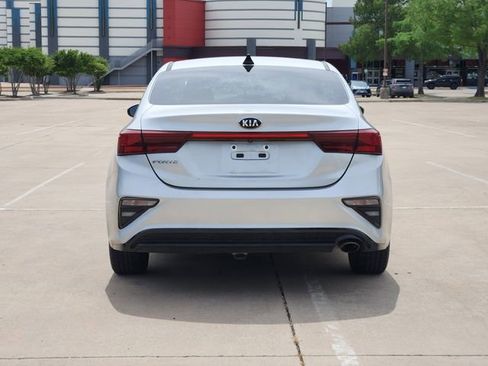 Used 2020 Kia Forte LXS image 6