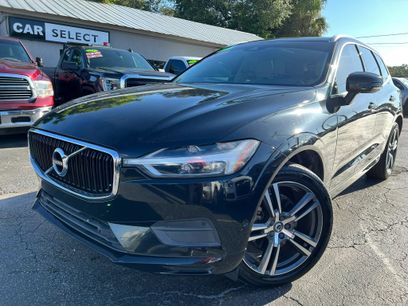 Used 2019 Volvo XC60 T5 Momentum w/ Premium Package