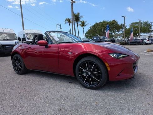 New 2026 MAZDA MX-5 Miata Grand Touring image 2