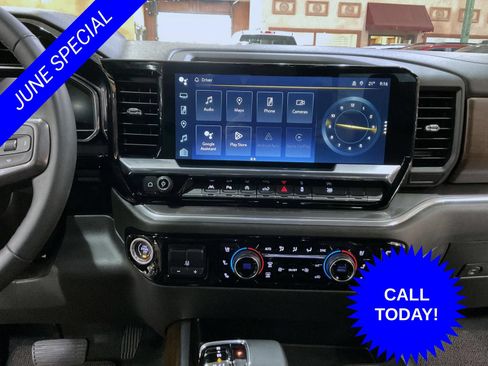 Certified 2023 Chevrolet Silverado 1500 High Country w/ Technology Package AWD/4WD image 13