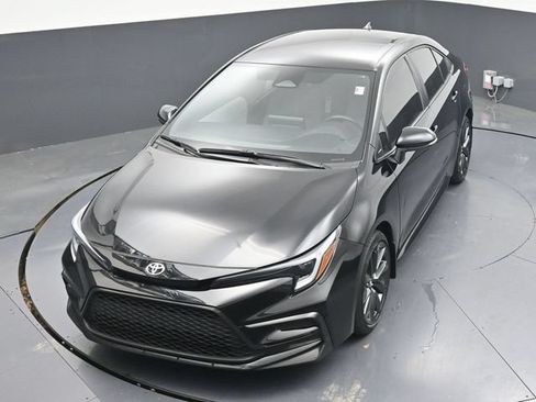 Used 2025 Toyota Corolla SE FWD image 38