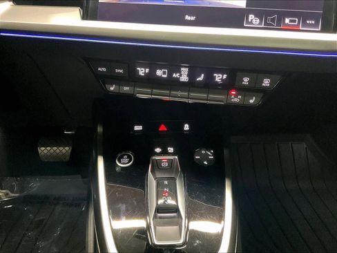 Used 2023 Audi Q4 e-tron Premium Plus w/ Premium Plus image 32