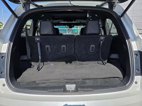 Used 2022 Honda Pilot Black Edition image 28