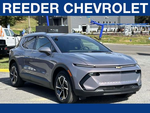 New 2026 Chevrolet Equinox EV LT AWD/4WD image 1