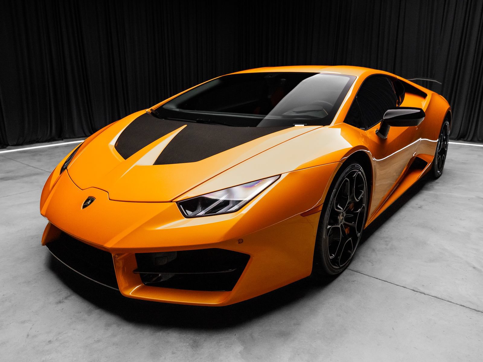 Used 2018 Lamborghini Huracan LP 580-2 RWD image 13