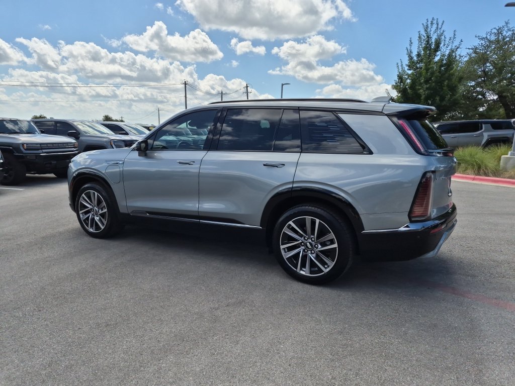 Used 2026 Cadillac Vistiq Sport AWD/4WD image 6