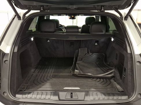 Certified 2025 Land Rover Range Rover Sport image 26