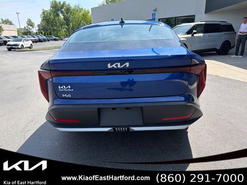Used 2025 Kia K4 FWD image 9