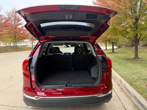 Used 2020 GMC Terrain SLT image 38