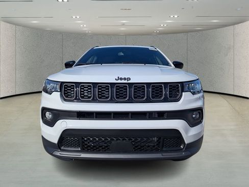 New 2026 Jeep Compass Latitude image 2