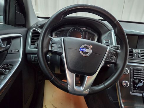 Used 2015 Volvo XC60 T6 image 25