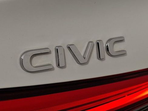 Used 2023 Honda Civic Touring image 30