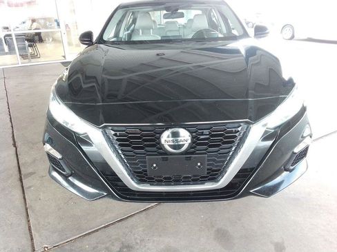Used 2022 Nissan Altima 2.5 SV image 3
