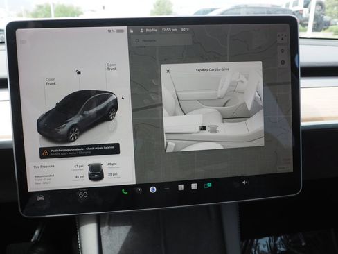 Used 2022 Tesla Model Y Long Range AWD/4WD image 24