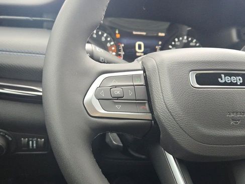 New 2026 Jeep Compass Limited w/ Limited Altitude Pack image 31