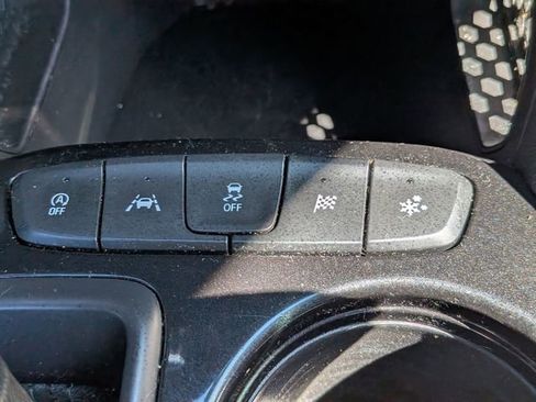 Used 2022 Chevrolet TrailBlazer LT image 14