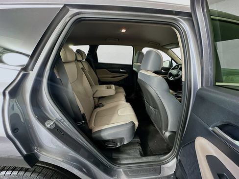 Used 2020 Hyundai Santa Fe SE FWD image 26