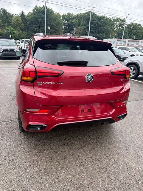 Used 2021 Buick Encore GX Select w/ Sport Touring Package AWD/4WD image 9
