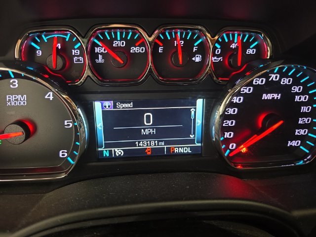 Used 2019 Chevrolet Suburban LT AWD/4WD image 6