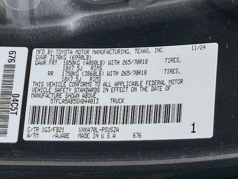 Used 2025 Toyota Tundra SR5 RWD image 28