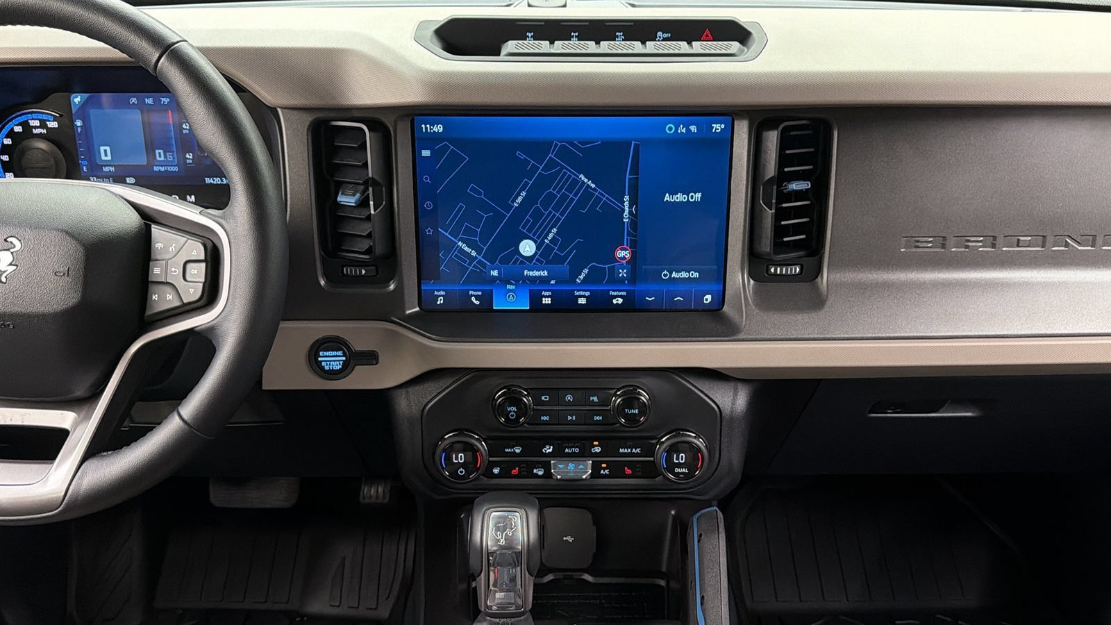 Used 2024 Ford Bronco Wildtrak AWD/4WD image 20
