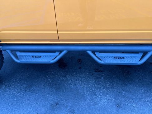 Used 2022 Ford Bronco Wildtrak image 32