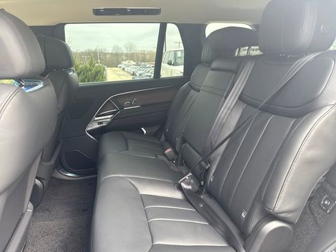 New 2026 Land Rover Range Rover Long Wheelbase SE AWD/4WD image 14