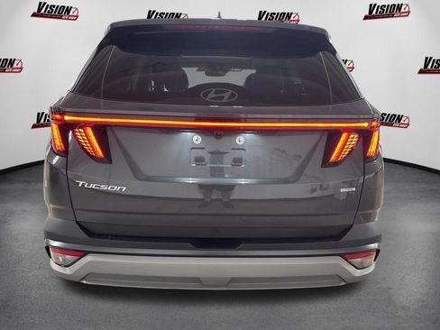 Certified 2025 Hyundai Tucson SEL AWD/4WD image 6
