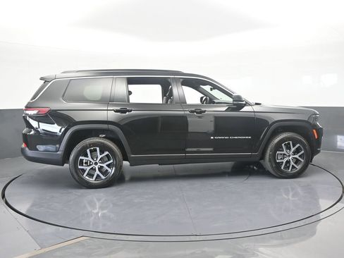 New 2025 Jeep Grand Cherokee L Limited image 7