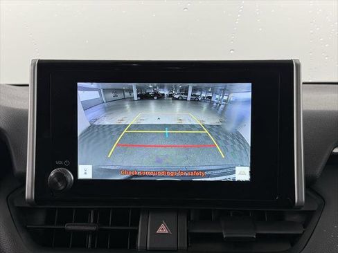 Certified 2025 Toyota RAV4 LE image 25