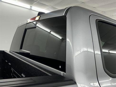 Used 2025 RAM 1500 Rebel image 33