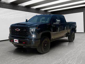Used 2025 Chevrolet Silverado 2500 ZR2 w/ Technology Package AWD/4WD video 1