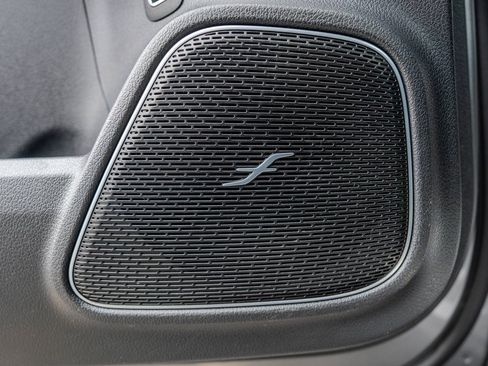 Used 2023 Mercedes-Benz EQB 350 4MATIC SUV w/ Pinnacle Package image 16