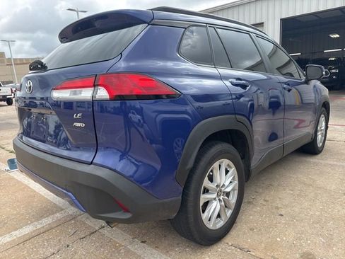 Used 2022 Toyota Corolla Cross LE AWD/4WD image 5