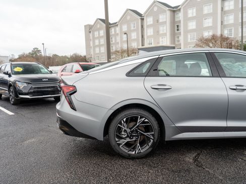 New 2026 Kia K5 GT-Line image 9