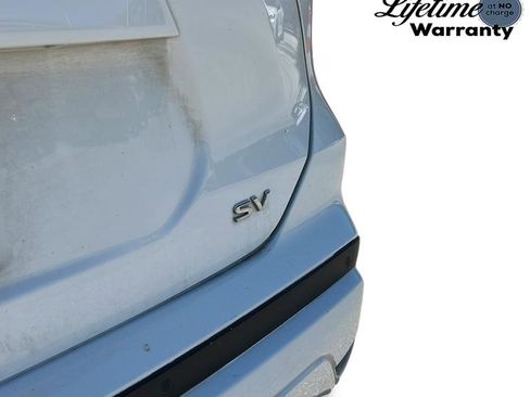 Used 2024 Nissan Kicks SV w/ Interior Electronics Package FWD image 2