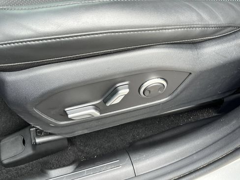 Used 2025 Hyundai Santa Fe SEL FWD image 22