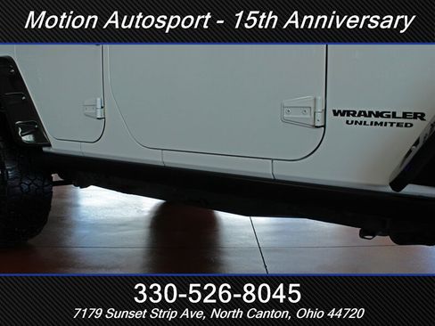 Used 2013 Jeep Wrangler Unlimited Rubicon w/ Connectivity Group AWD/4WD image 50