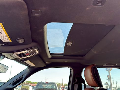 Used 2020 RAM 2500 Limited AWD/4WD image 17