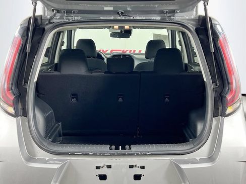 Used 2024 Kia Soul LX w/ Option Group 015 FWD image 23
