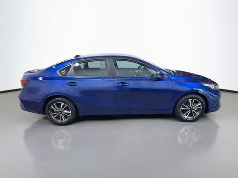 Used 2024 Kia Forte LXS w/ LXS Technology Package FWD image 10