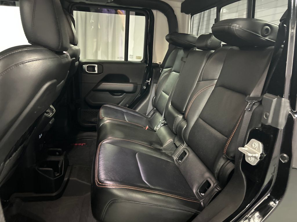 Used 2020 Jeep Gladiator Mojave w/ Dual Top Group AWD/4WD image 21