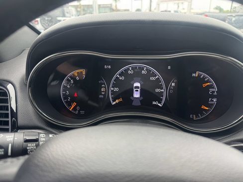 Used 2020 Jeep Grand Cherokee High Altitude AWD/4WD image 14