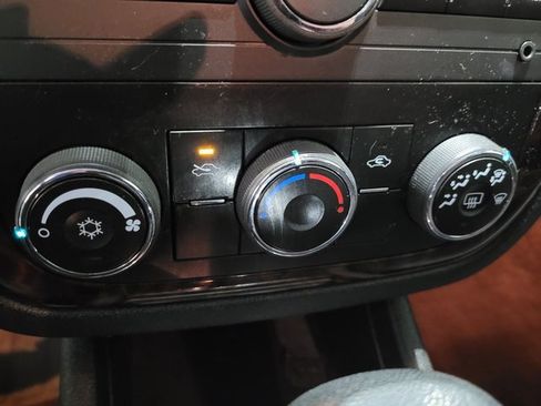 Used 2016 Chevrolet Impala Limited LS image 27