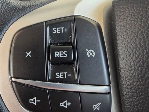 Used 2023 Ford Explorer XLT w/ Equipment Group 202A image 23