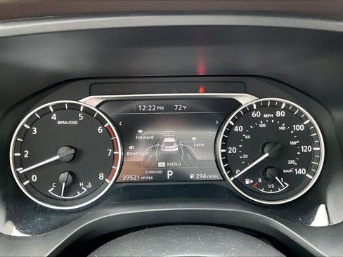 Used 2023 Nissan Rogue SV image 23