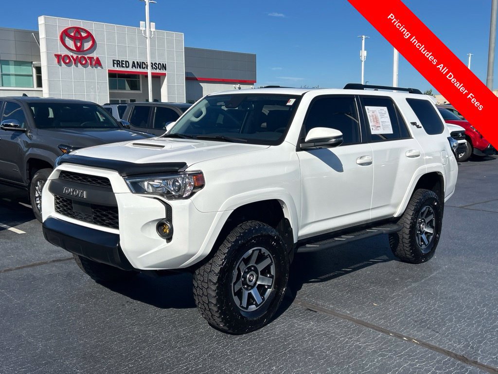 Used 2022 Toyota 4Runner TRD Off-Road Premium w/ Moonroof Package AWD/4WD image 1