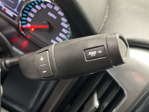 Used 2018 Chevrolet Silverado 1500 LT image 20